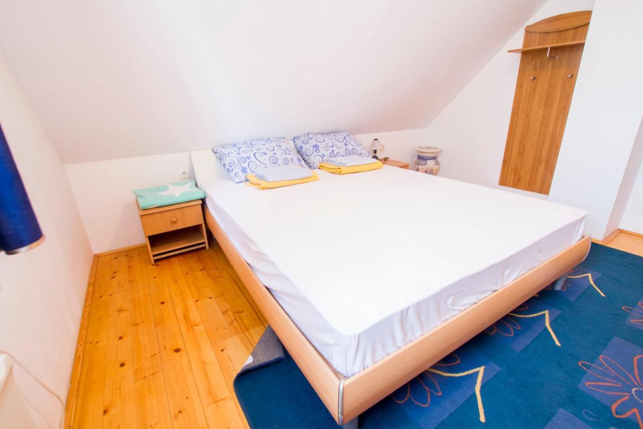 Holiday Home Juricko With Private Sauna Bizeljsko Екстериор снимка
